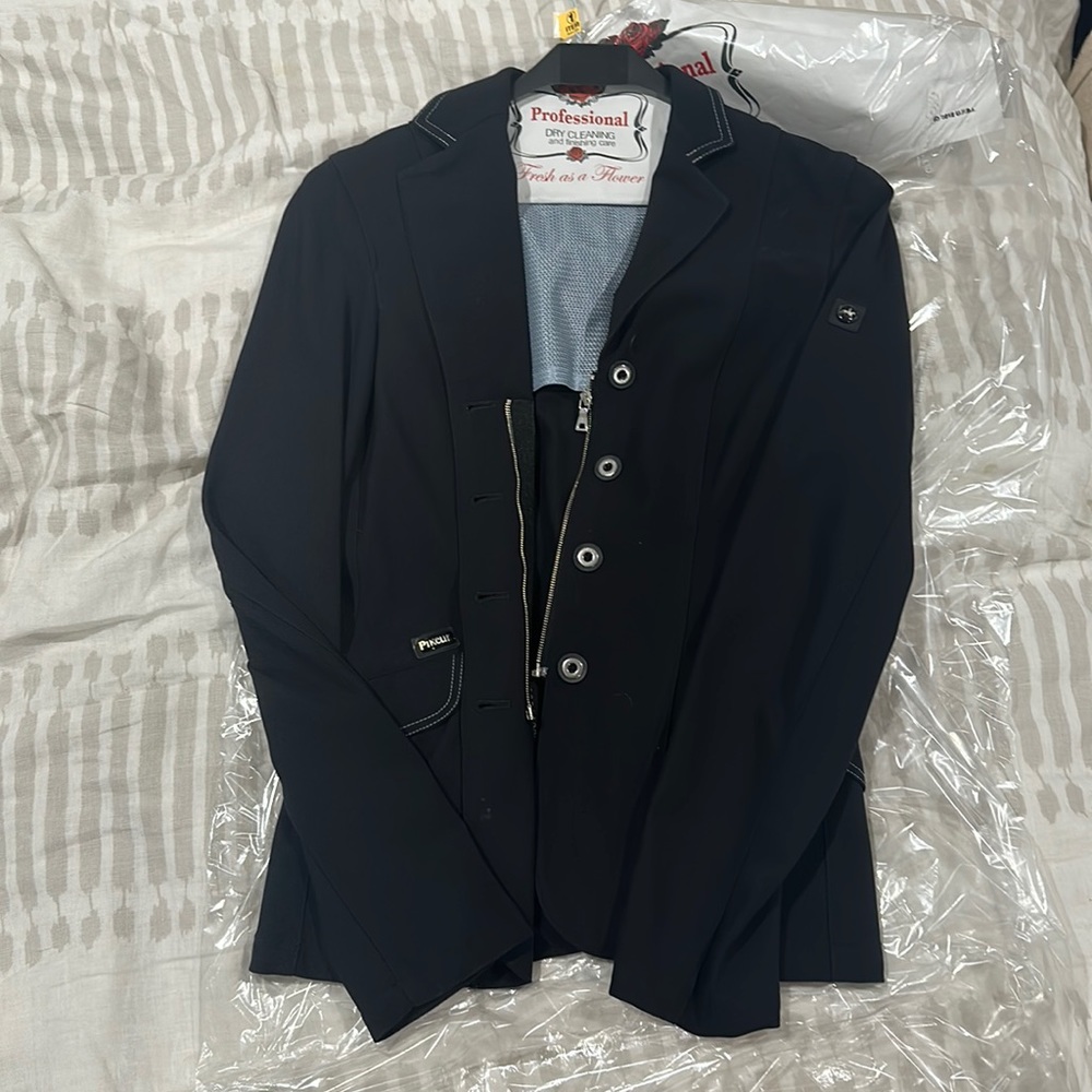Black Pikeur Show Jacket